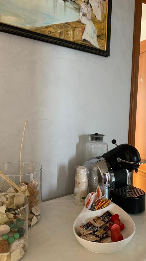 Brezza Affittacamere 蒙泰马尔恰诺 外观 照片